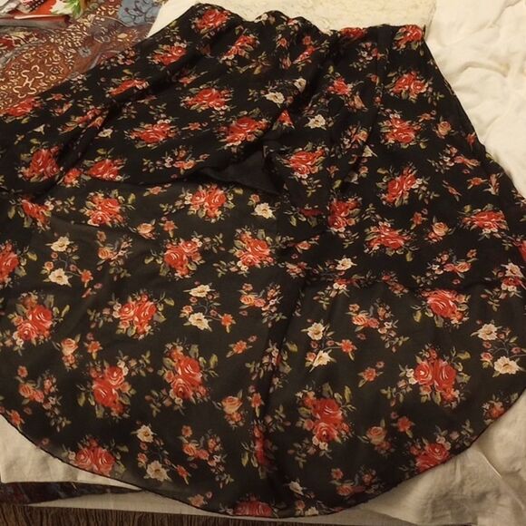 Lace and floral high low dress - Picture 6 of 12